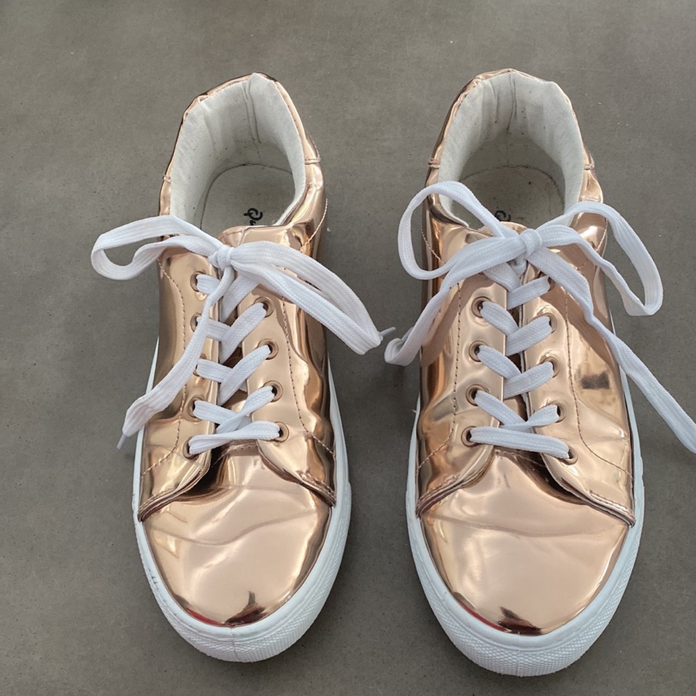 Metallic sneakers - Picture 2 of 3